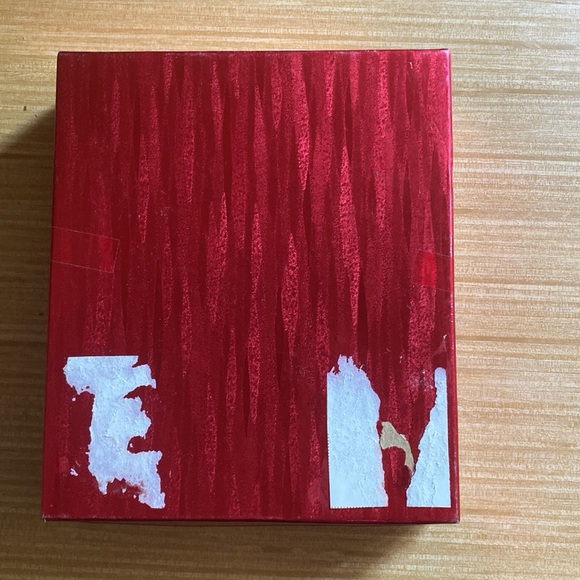 Vintage Embroidered Handkerchiefs. In original box. - Picture 2 of 4